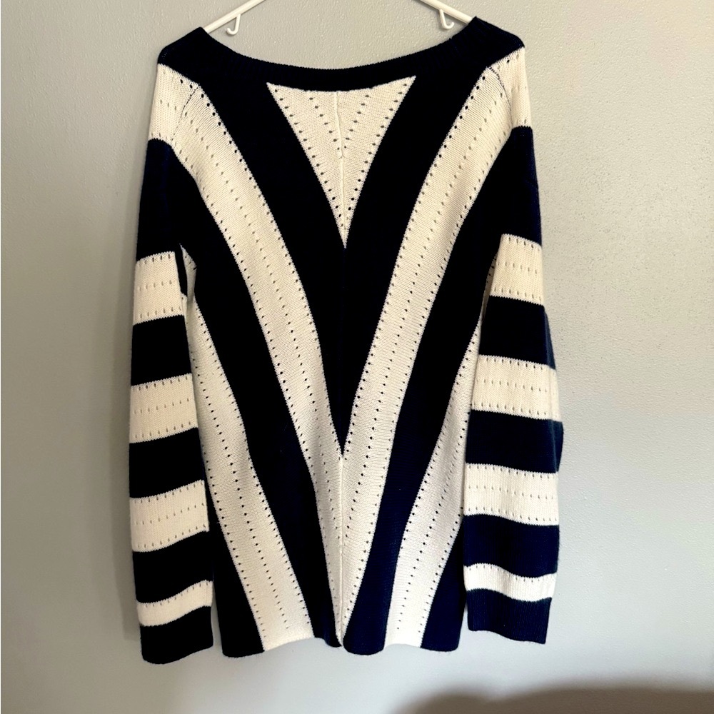 Amazon Navy and Cream Chevron Sweater